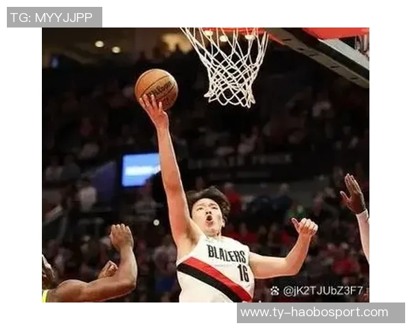 杨瀚森在抢篮板中遭遇埃迪强力冲撞亟需增强力量与护框能力提升篮板表现