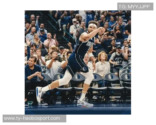 克莱半场表现平平仅得5分状态不佳引发球迷关注