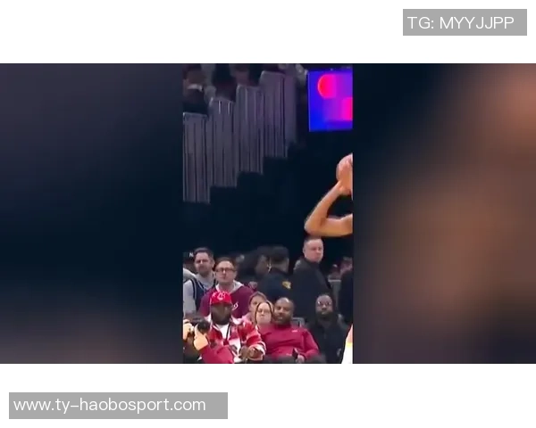 汤姆林表现出色32分钟内高效得分14分并贡献4篮板