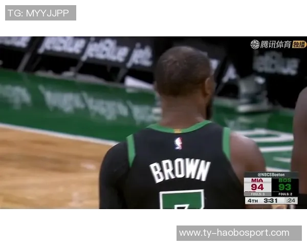 杰伦布朗表现出色却难挽败局17投10中罚球9中8独砍30分3板3助