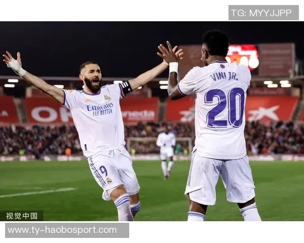 西媒报道皇马坚决不放维尼修斯免签离队若不续约将果断转手处理