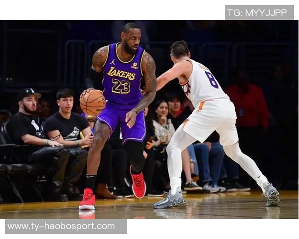 湖人三巨头同场表现不佳每百回合净负89分却有两人净胜139分 湖人三巨头同场表现不佳每百回合净负89分却有两人净胜139分